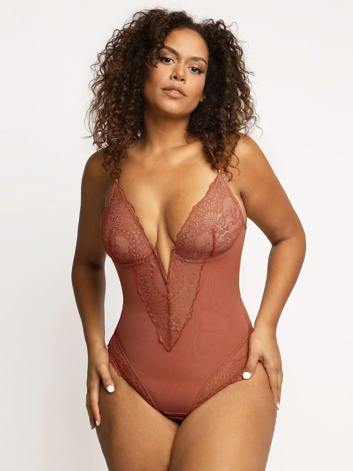 Noé body à décolleté plongeant et bretelles réglables
