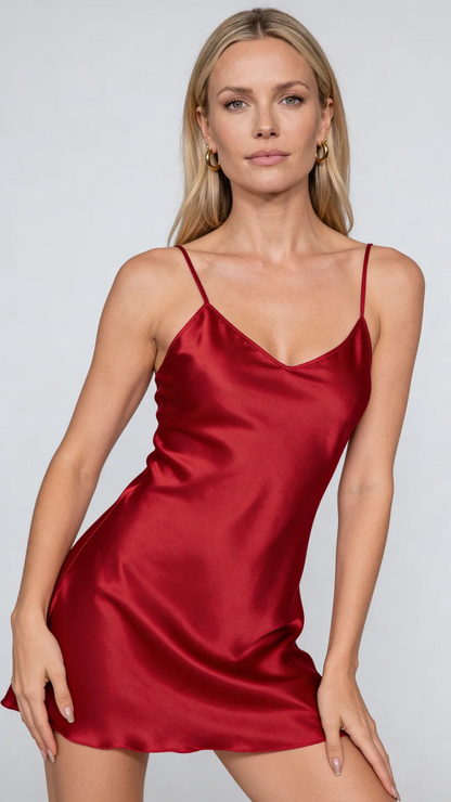 Noa nuisette brodée à motifs floraux et dos nu